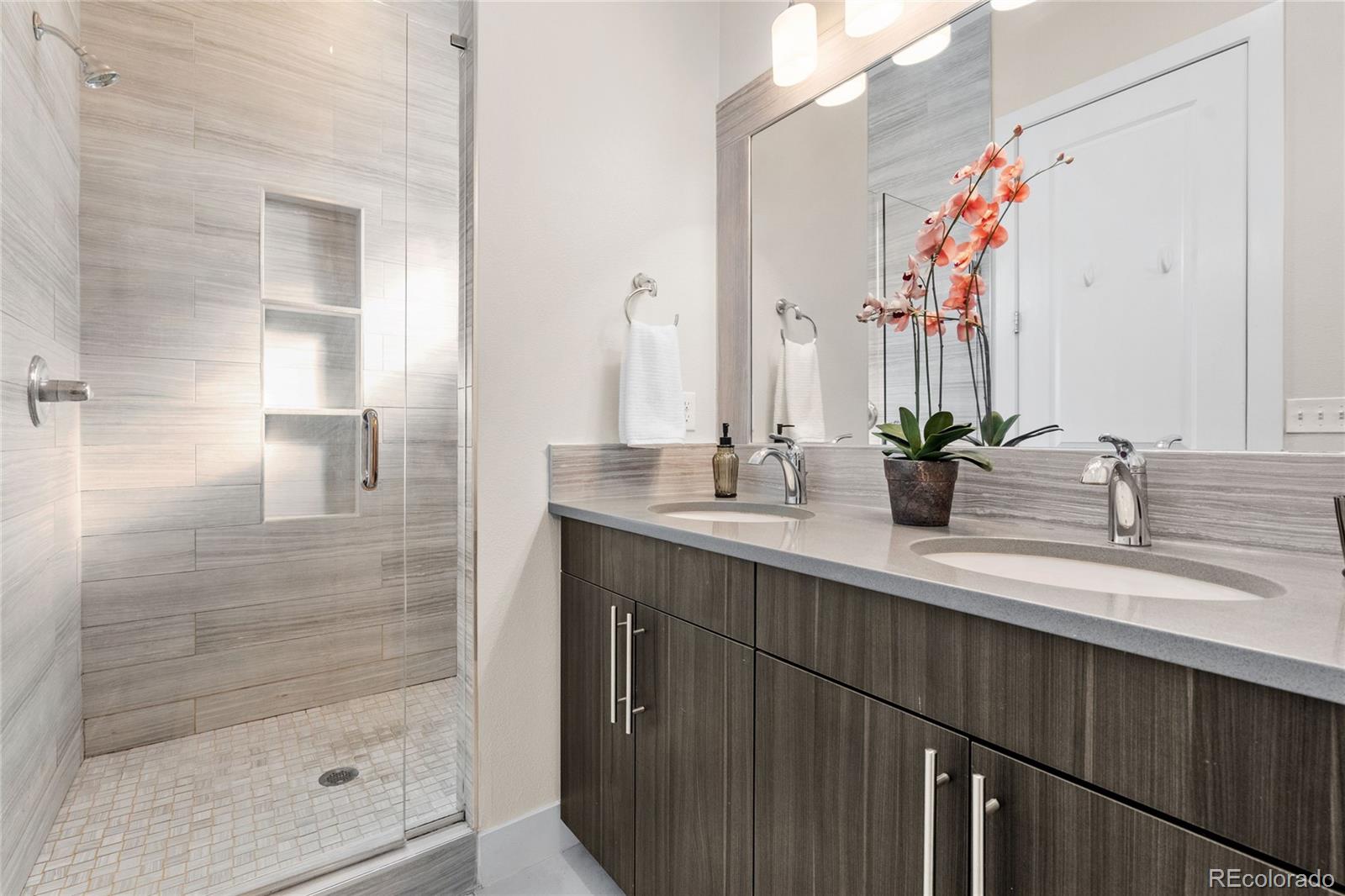MLS Image #15 for 2321  eliot street,denver, Colorado