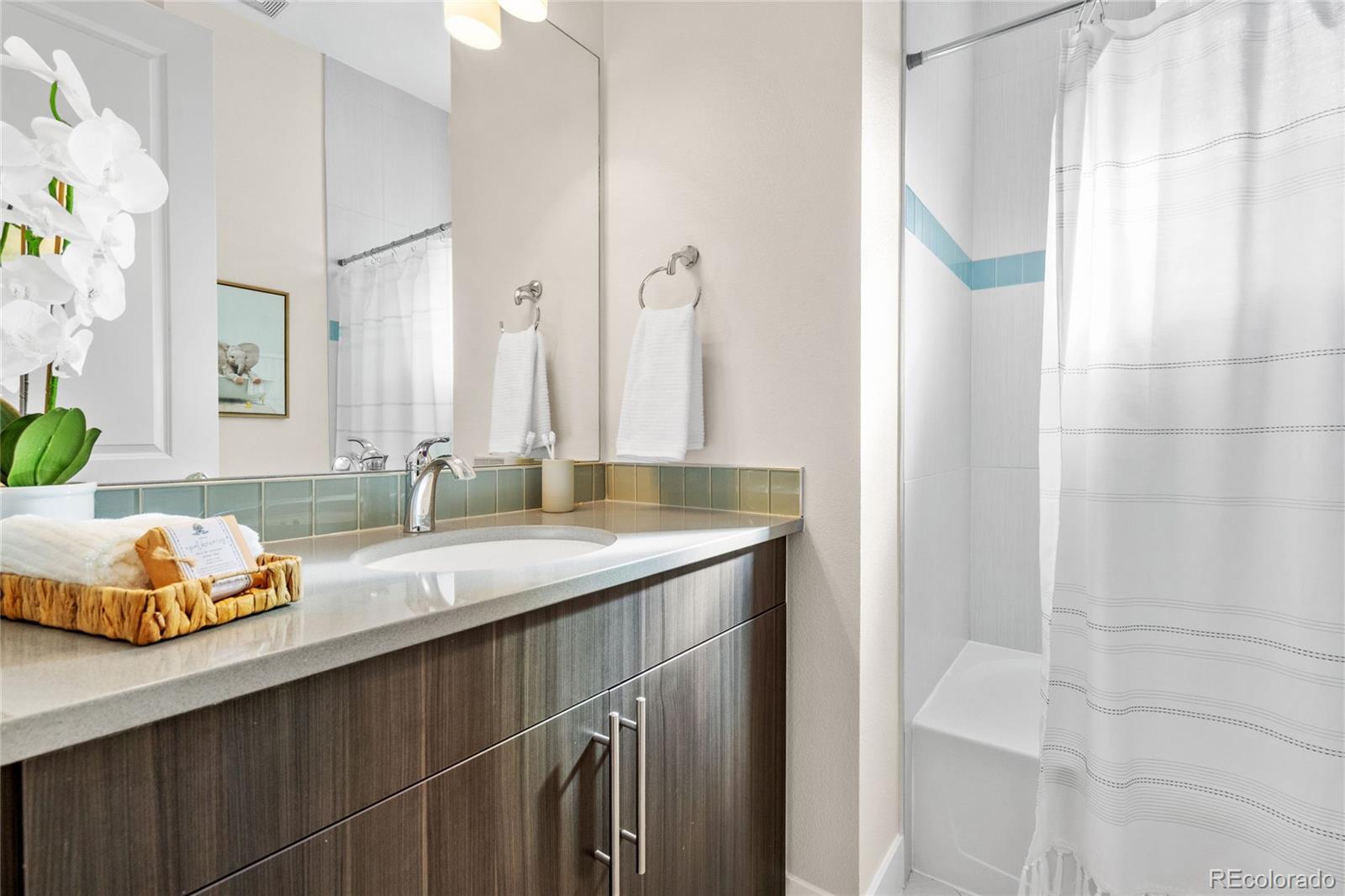 MLS Image #16 for 2321  eliot street,denver, Colorado