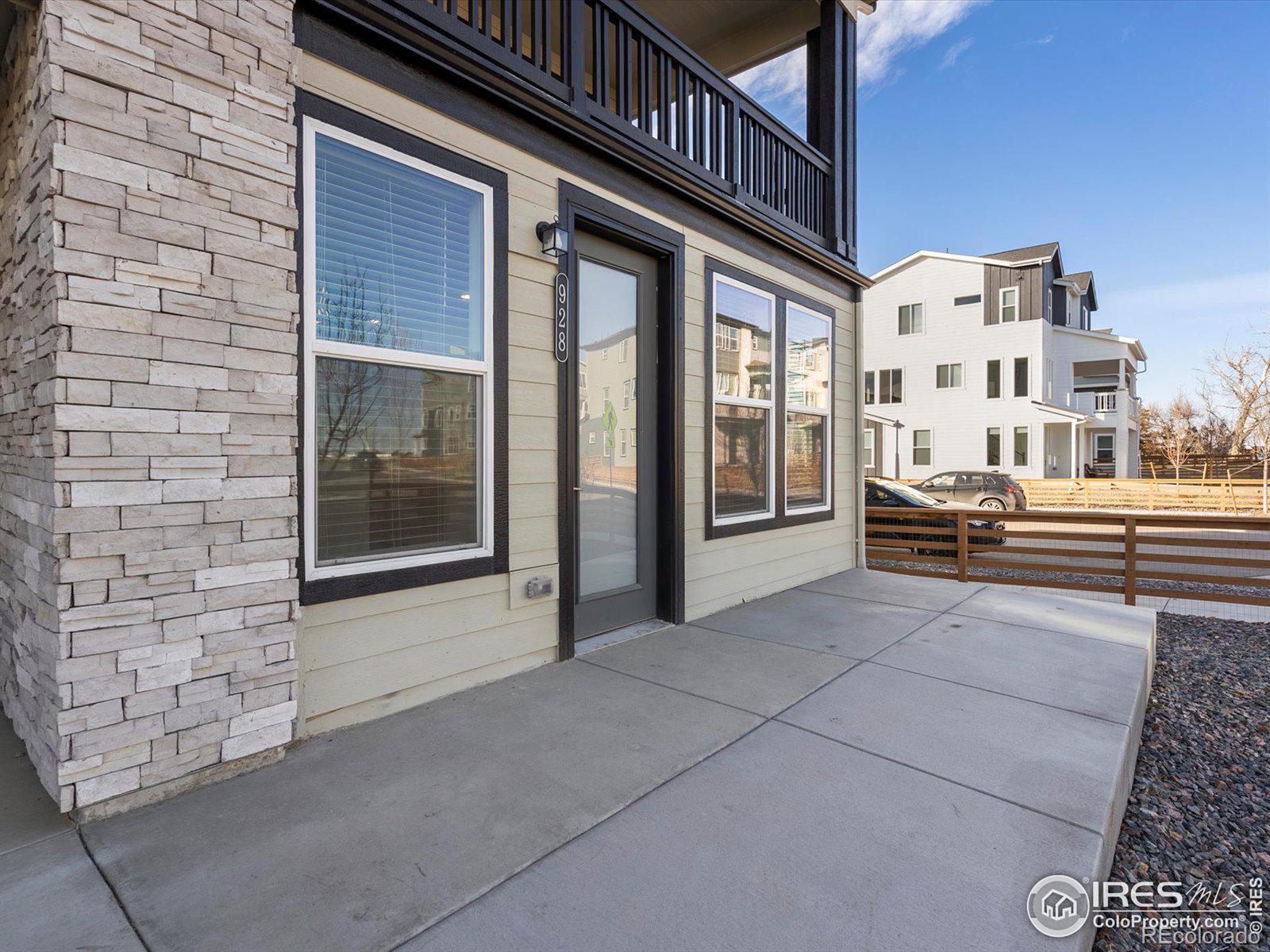 MLS Image #3 for 928  farrier lane,lafayette, Colorado