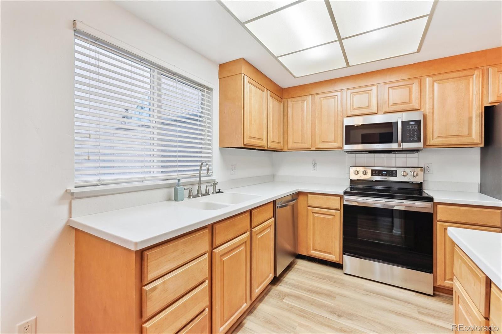 MLS Image #12 for 2488 s victor street,aurora, Colorado