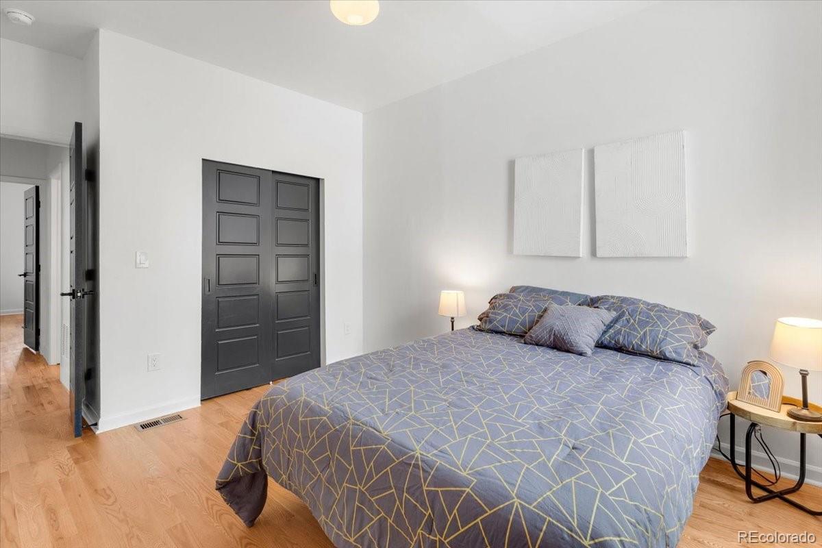 MLS Image #12 for 2647 n high street,denver, Colorado