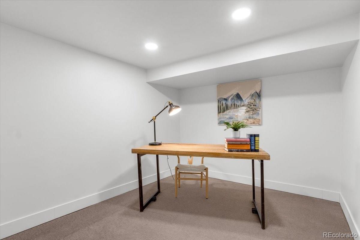 MLS Image #18 for 2647 n high street,denver, Colorado