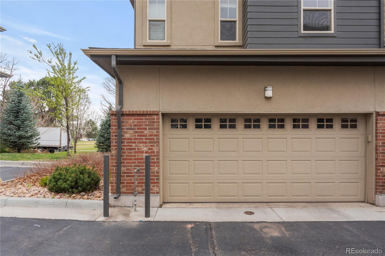 MLS Image #24 for 188 s locust street,denver, Colorado