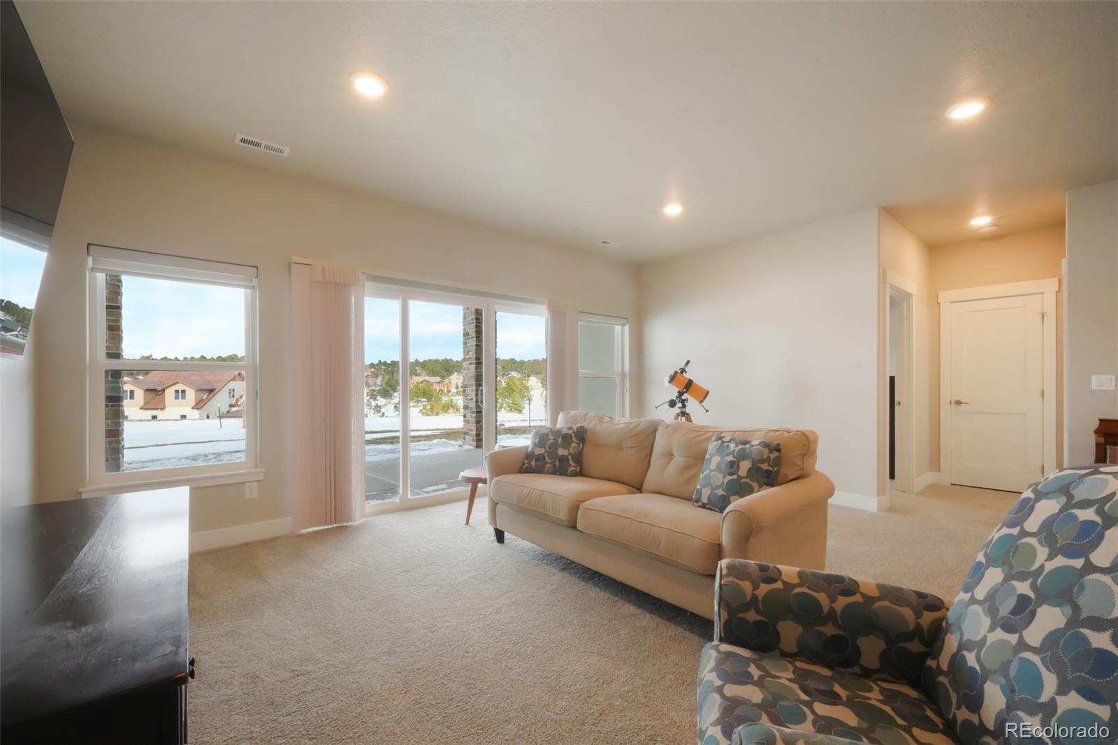 MLS Image #30 for 3745  pinehurst circle,colorado springs, Colorado