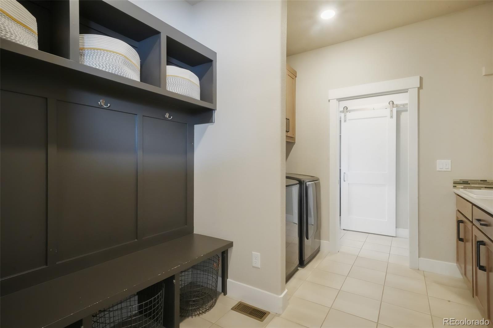 MLS Image #4 for 3745  pinehurst circle,colorado springs, Colorado