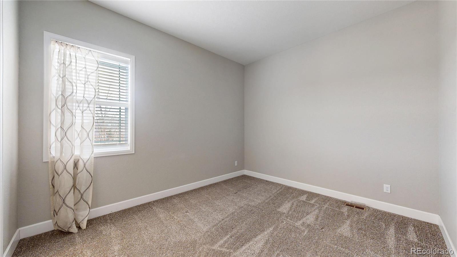 MLS Image #3 for 26783 e peakview place,aurora, Colorado
