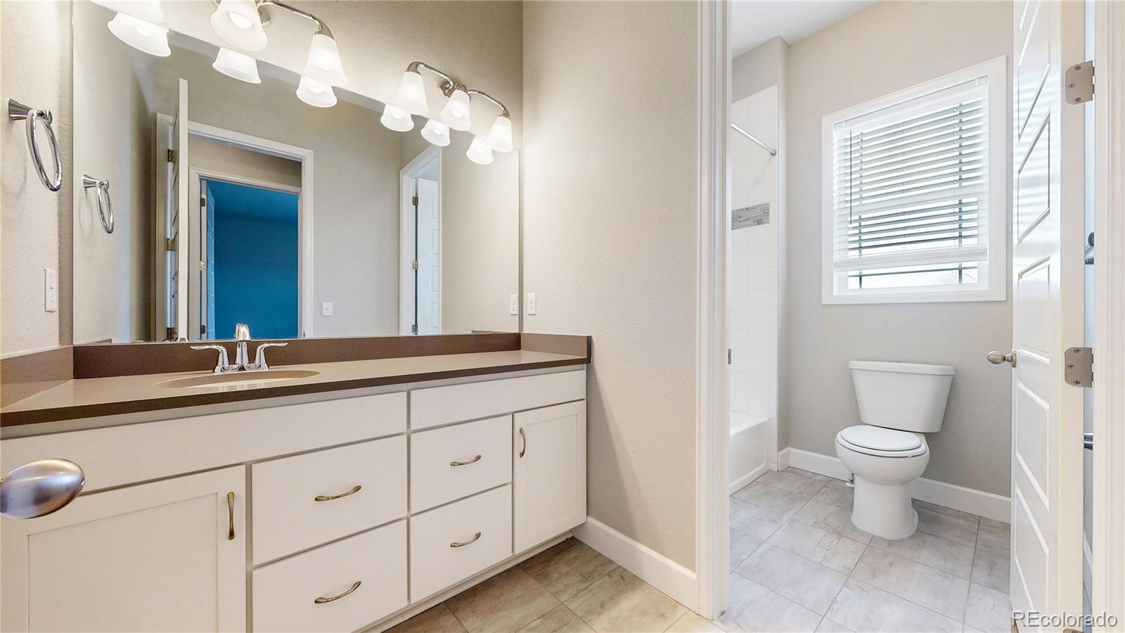 MLS Image #4 for 26783 e peakview place,aurora, Colorado