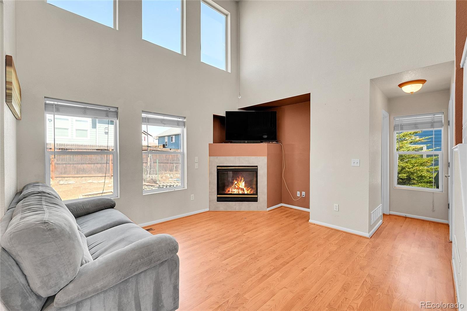 MLS Image #5 for 2035 e 99th avenue,thornton, Colorado