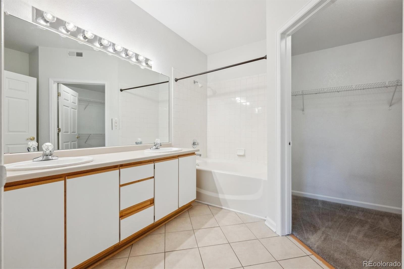 MLS Image #18 for 2824 w centennial drive,littleton, Colorado