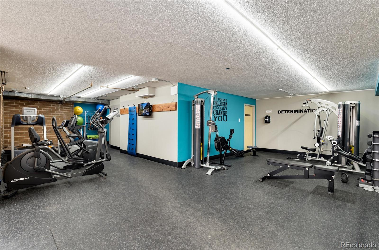 MLS Image #37 for 2880 s locust street 505n,denver, Colorado