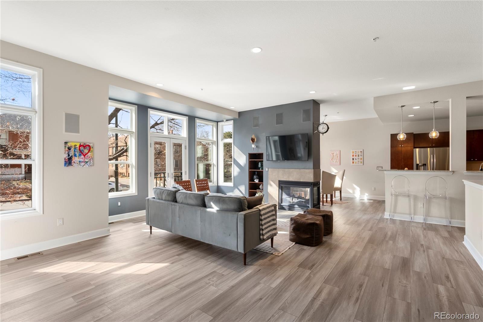 MLS Image #4 for 1674  fillmore street,denver, Colorado