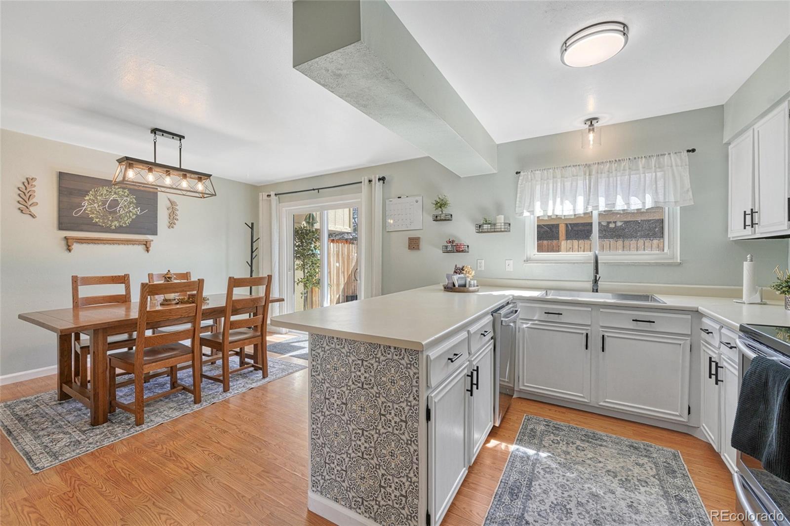 MLS Image #5 for 750  tabor street,lakewood, Colorado