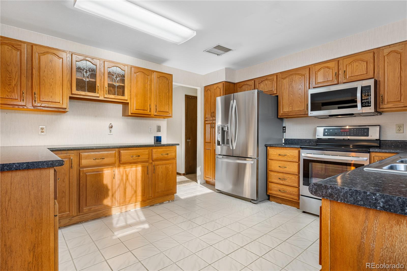 MLS Image #16 for 664  ouray way,aurora, Colorado