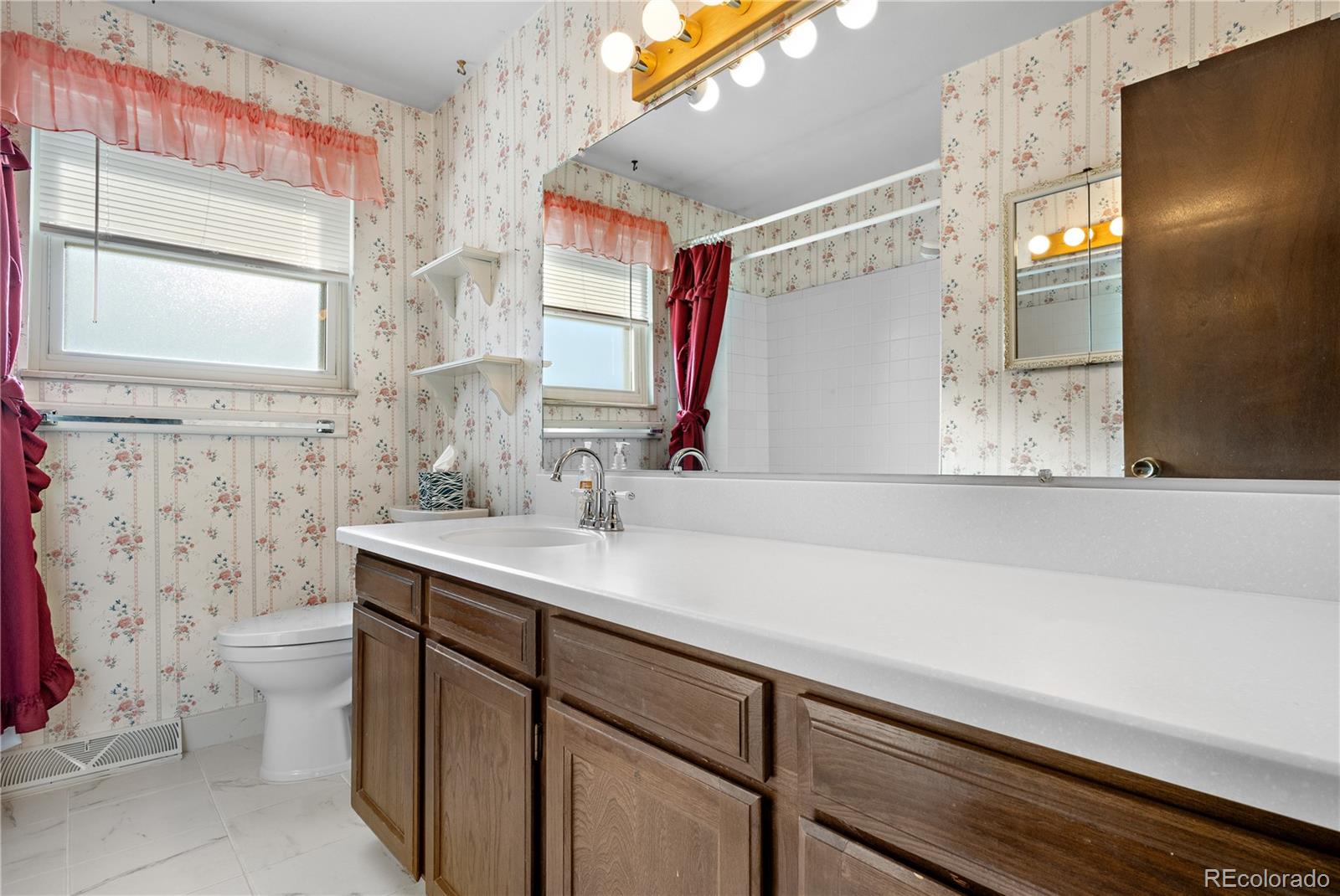 MLS Image #21 for 664  ouray way,aurora, Colorado