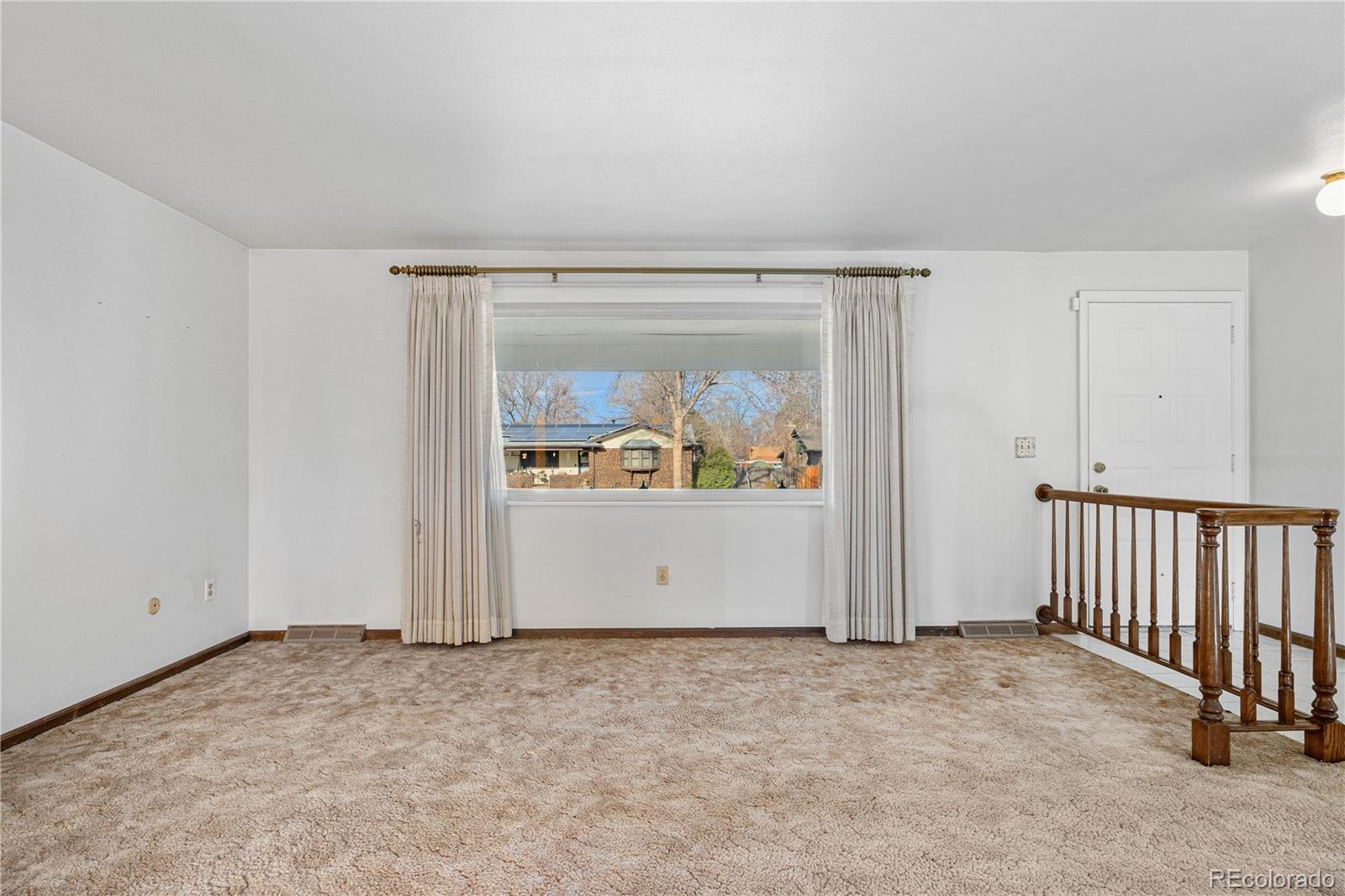 MLS Image #5 for 664  ouray way,aurora, Colorado