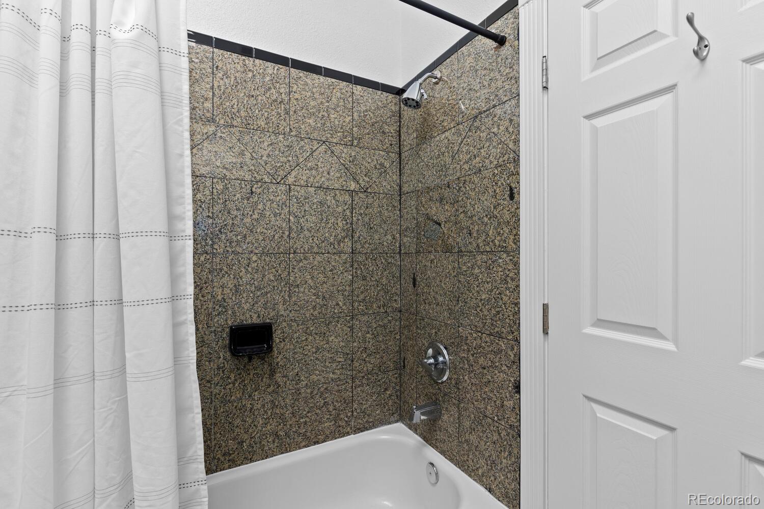 MLS Image #16 for 920  33rd street,denver, Colorado