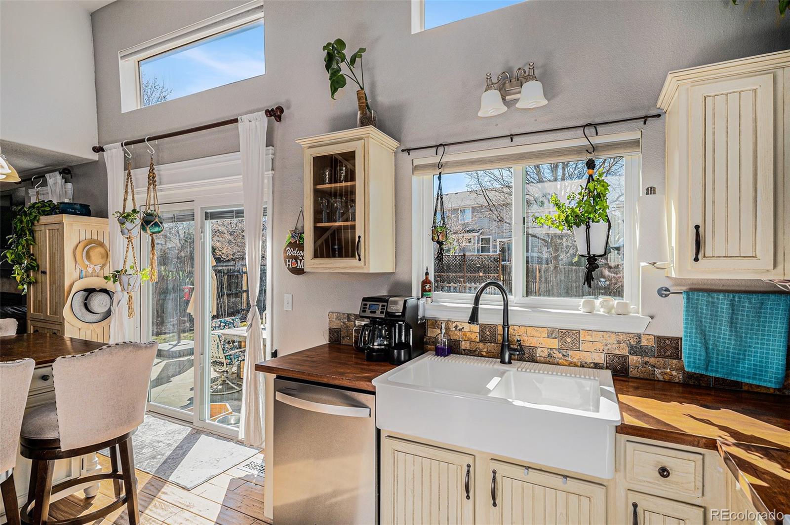 MLS Image #11 for 4057 s shawnee street,aurora, Colorado