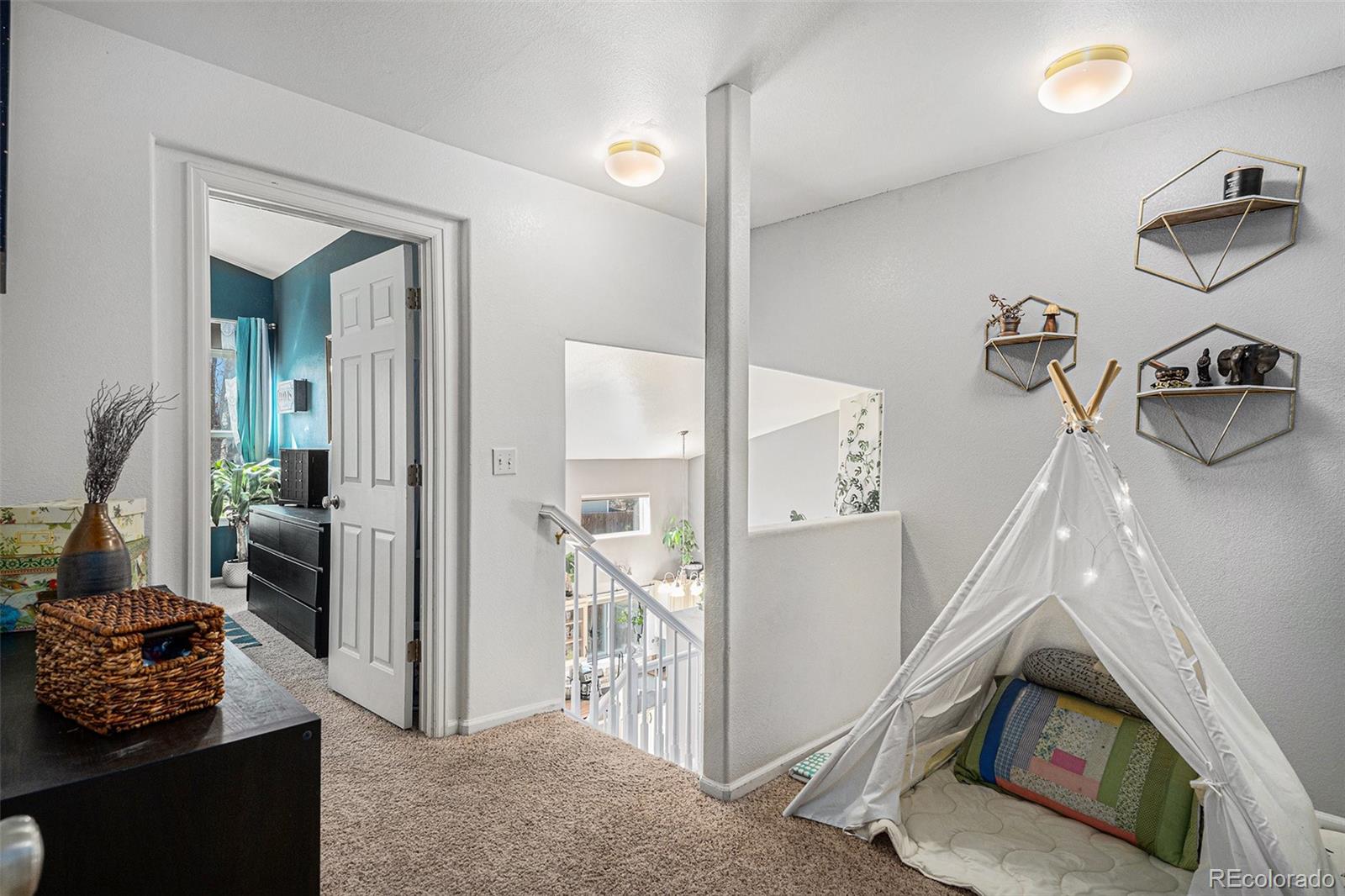 MLS Image #13 for 4057 s shawnee street,aurora, Colorado
