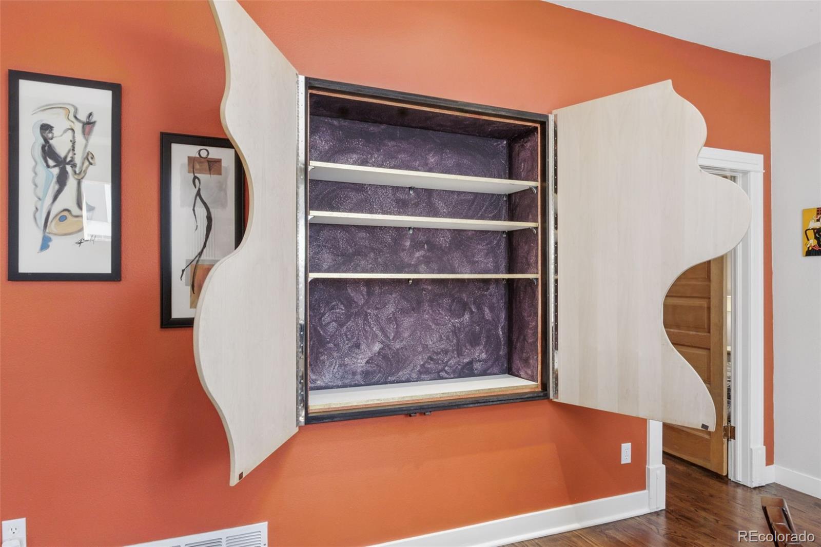 MLS Image #10 for 1686 s logan street,denver, Colorado