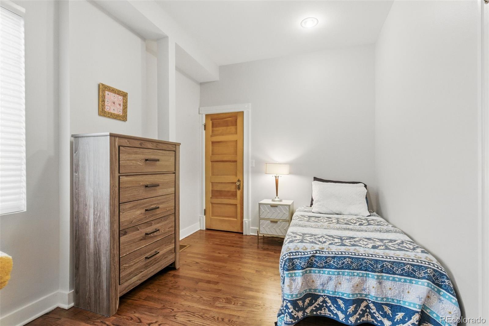MLS Image #13 for 1686 s logan street,denver, Colorado