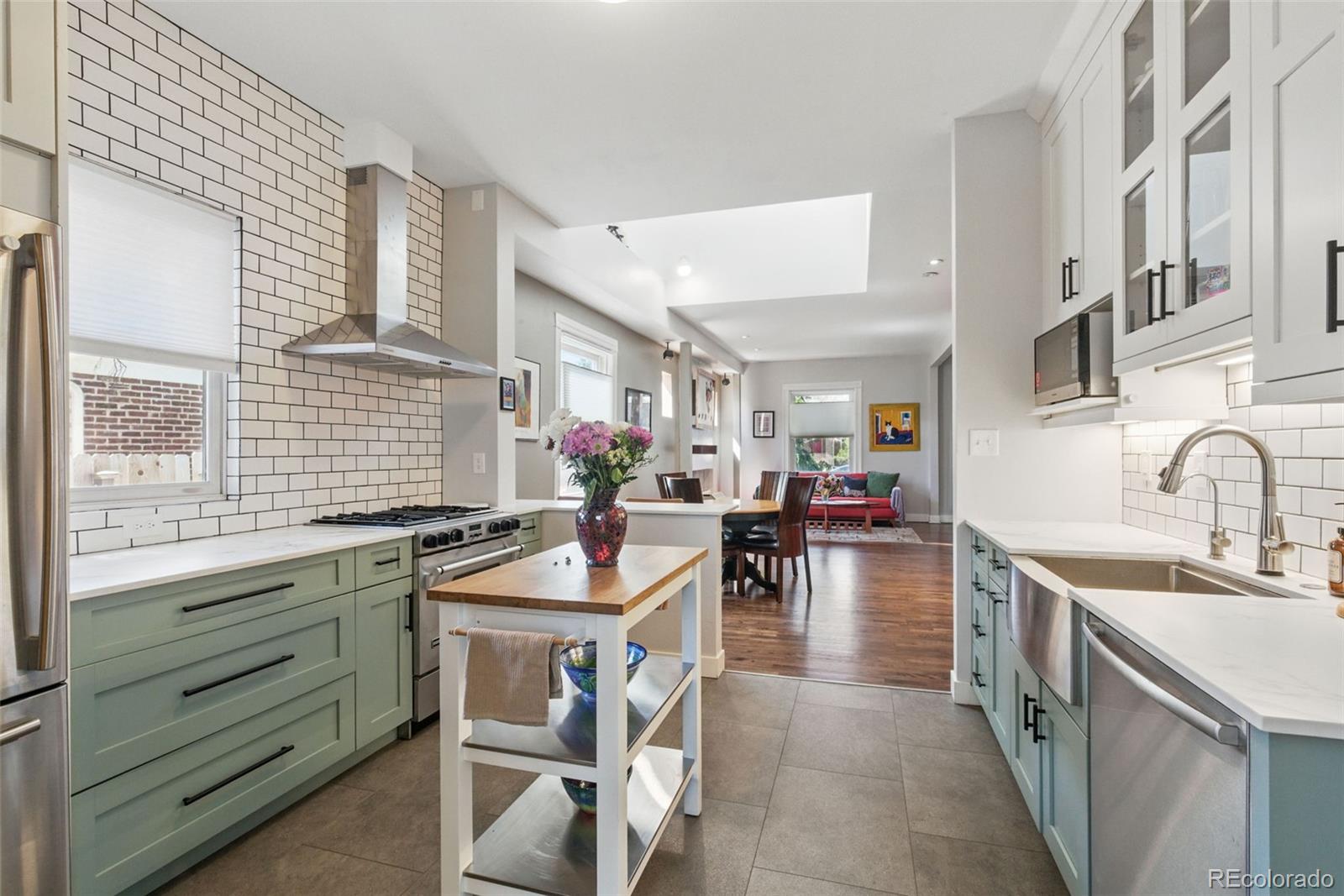 MLS Image #2 for 1686 s logan street,denver, Colorado