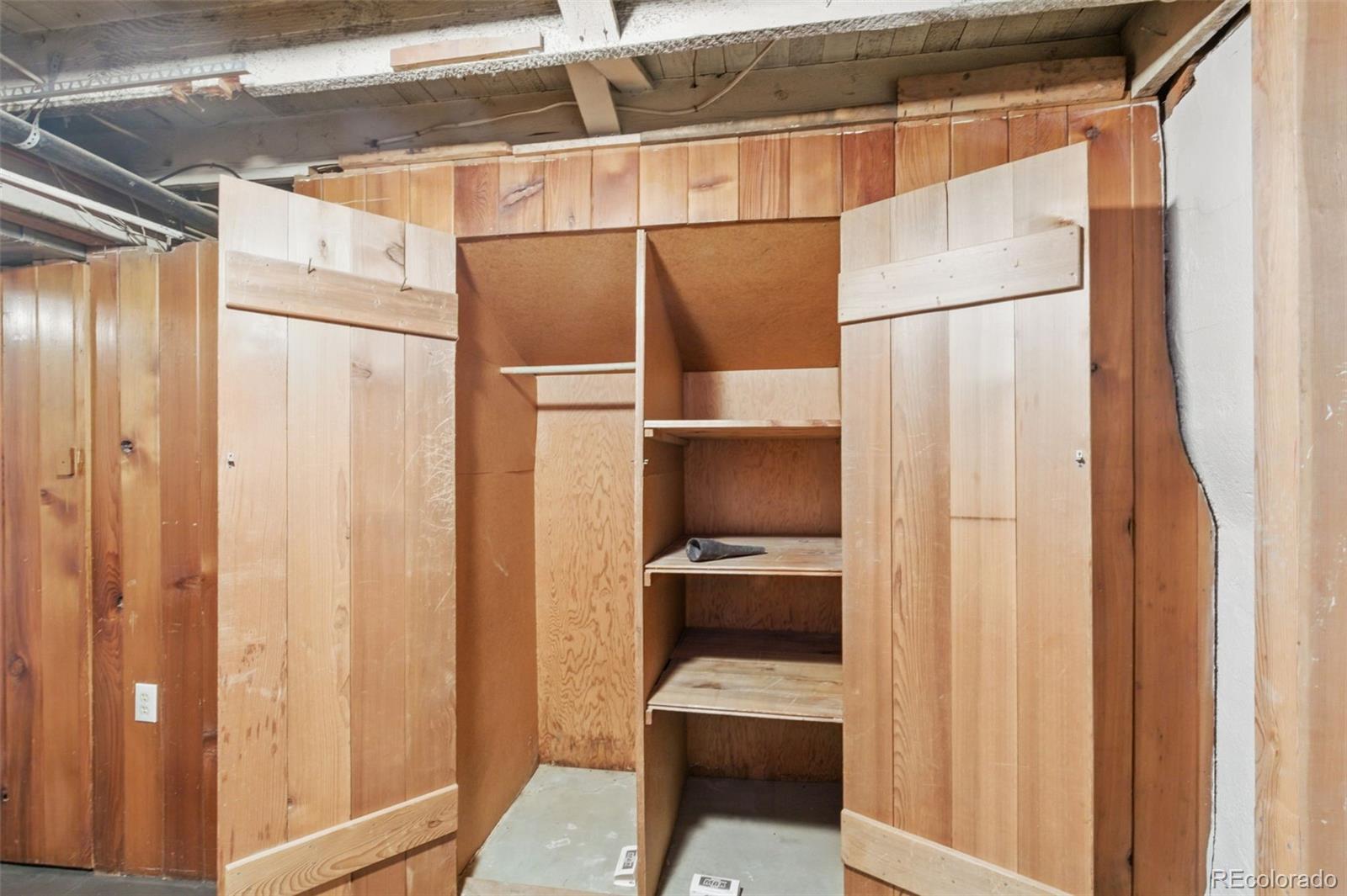 MLS Image #29 for 1686 s logan street,denver, Colorado