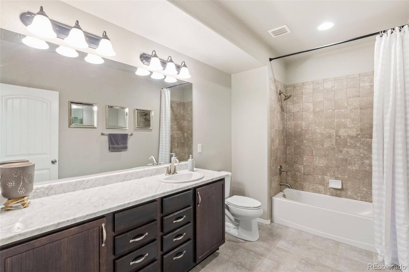 MLS Image #14 for 11153  echo canyon drive,colorado springs, Colorado
