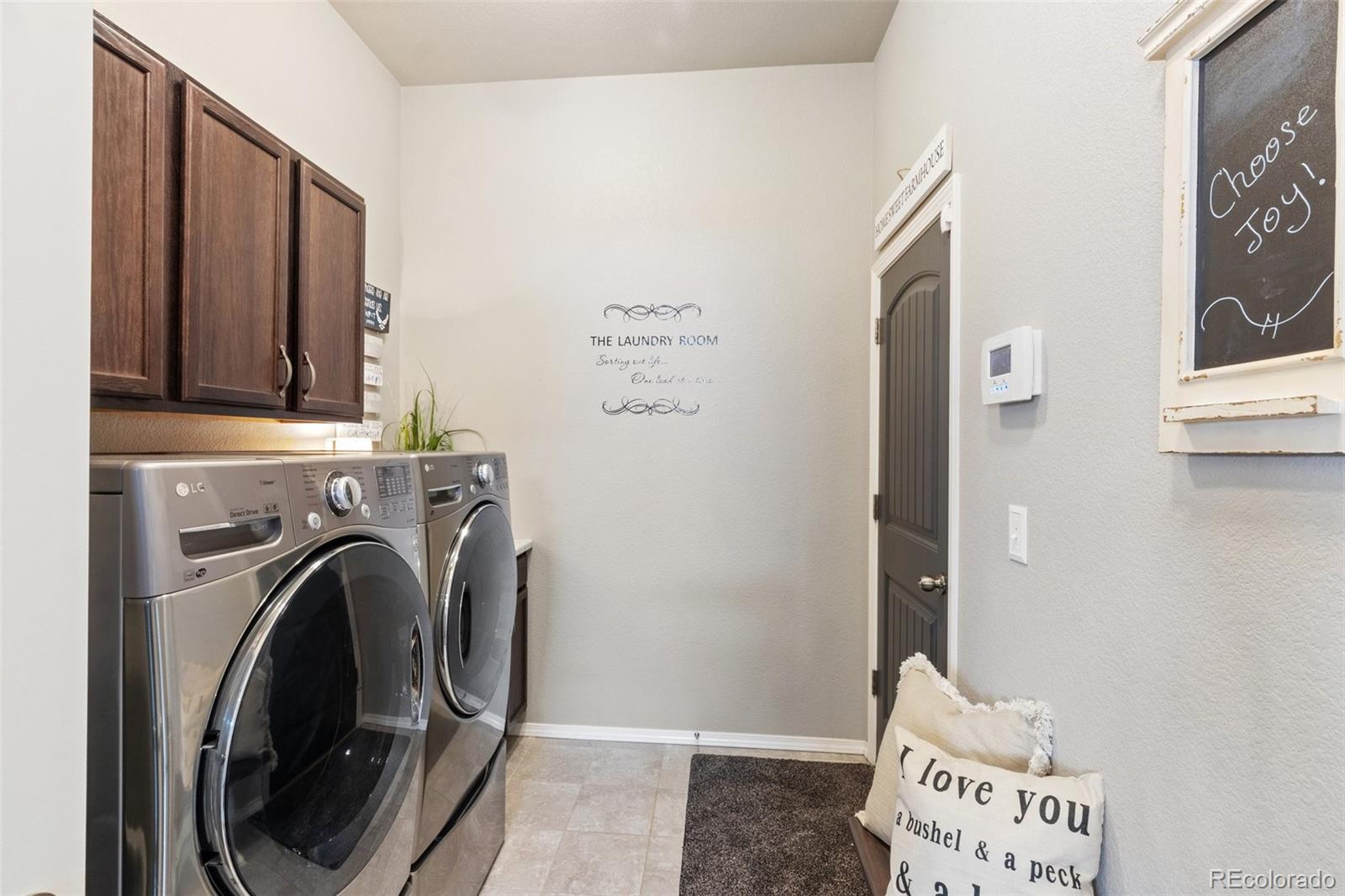 MLS Image #23 for 11153  echo canyon drive,colorado springs, Colorado