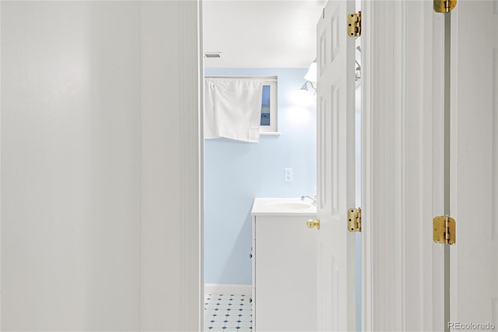 MLS Image #35 for 4893  newton street,denver, Colorado