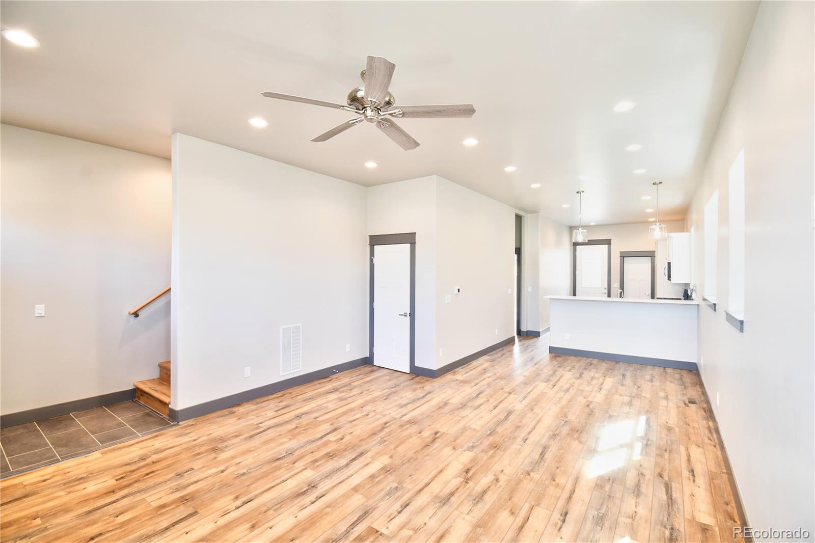 MLS Image #2 for 907  j street,salida, Colorado