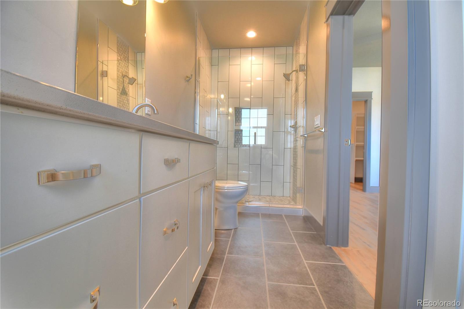 MLS Image #22 for 907  j street,salida, Colorado