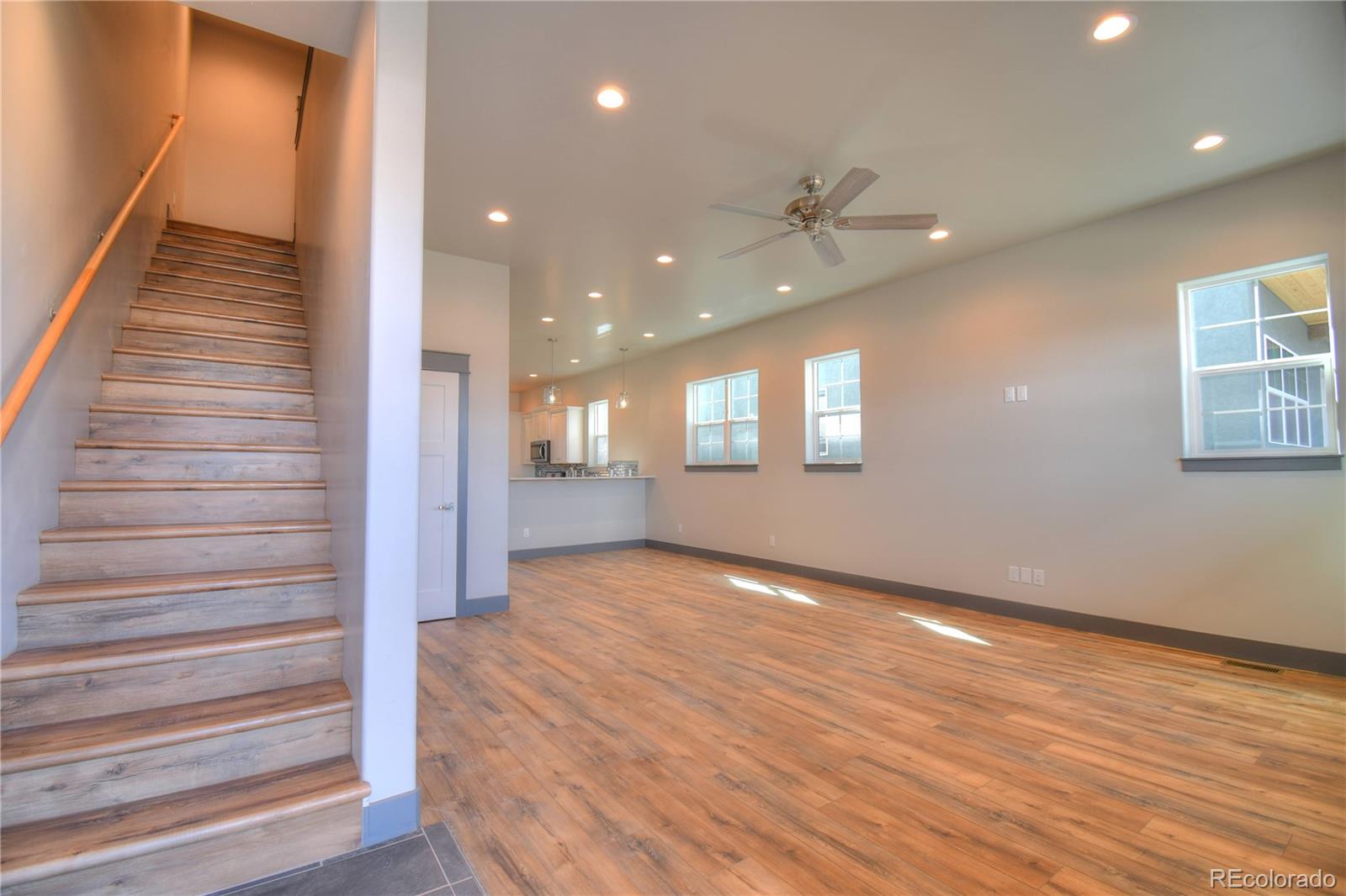 MLS Image #4 for 907  j street,salida, Colorado