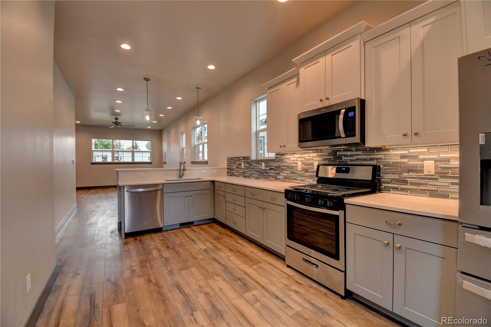 MLS Image #8 for 907  j street,salida, Colorado
