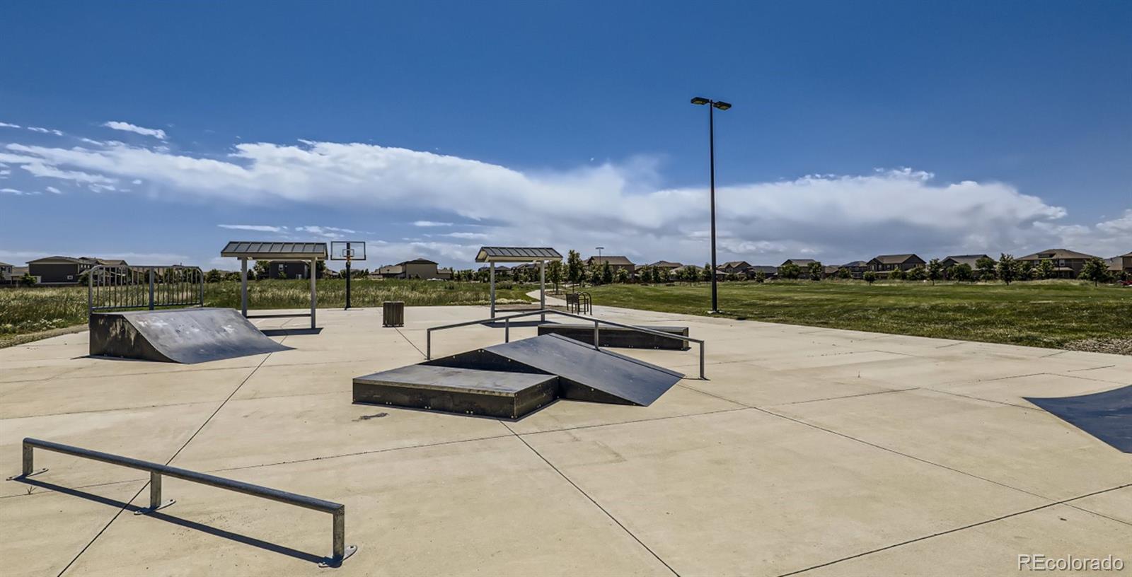 MLS Image #17 for 22037 e 39th place,aurora, Colorado