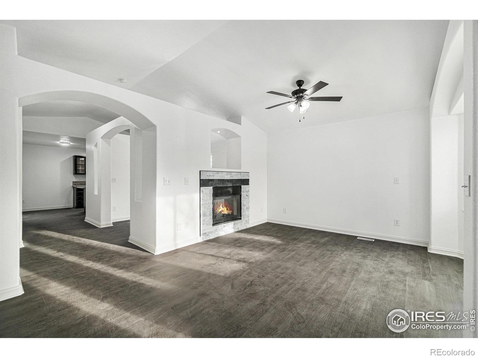 CMA Image for 201  valley court,Windsor, Colorado