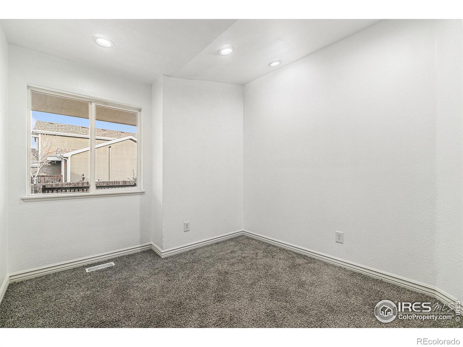 MLS Image #10 for 1101  glacier court,windsor, Colorado