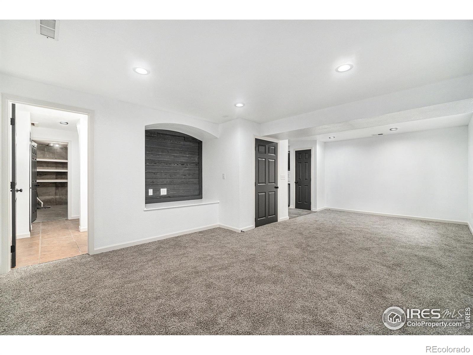 MLS Image #11 for 1101  glacier court,windsor, Colorado