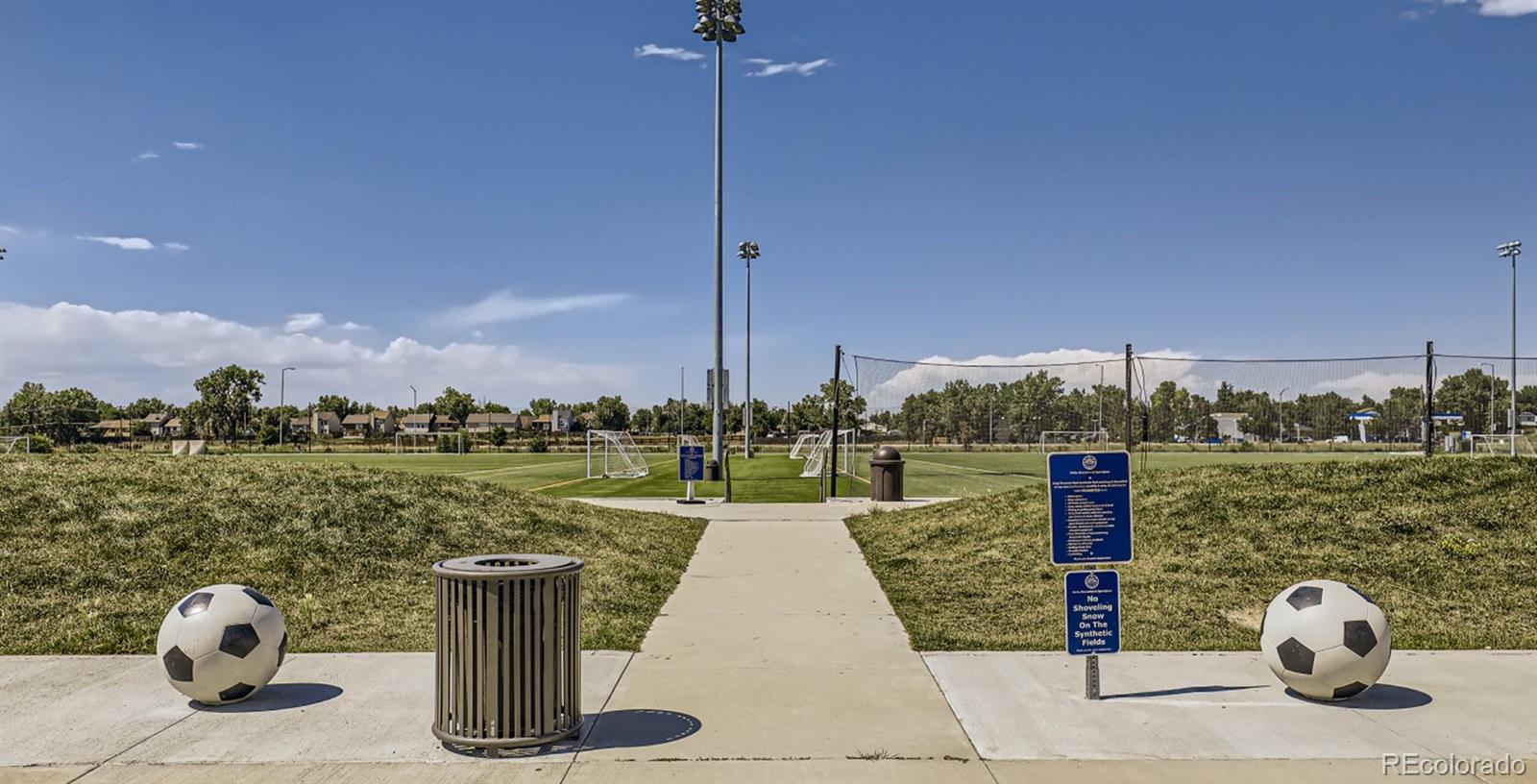MLS Image #14 for 21934 e 39th avenue,aurora, Colorado