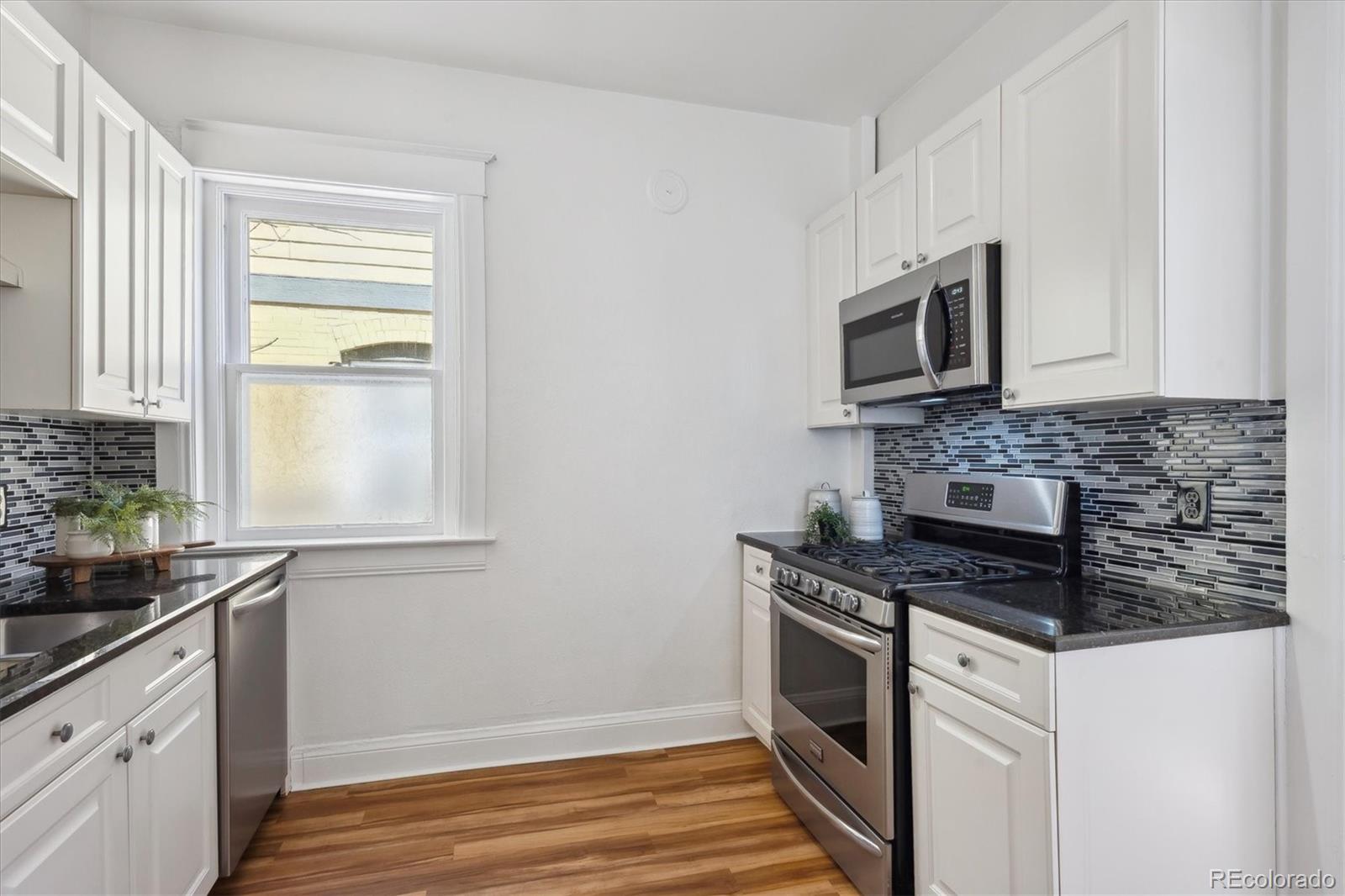 MLS Image #18 for 424 s pennsylvania street,denver, Colorado
