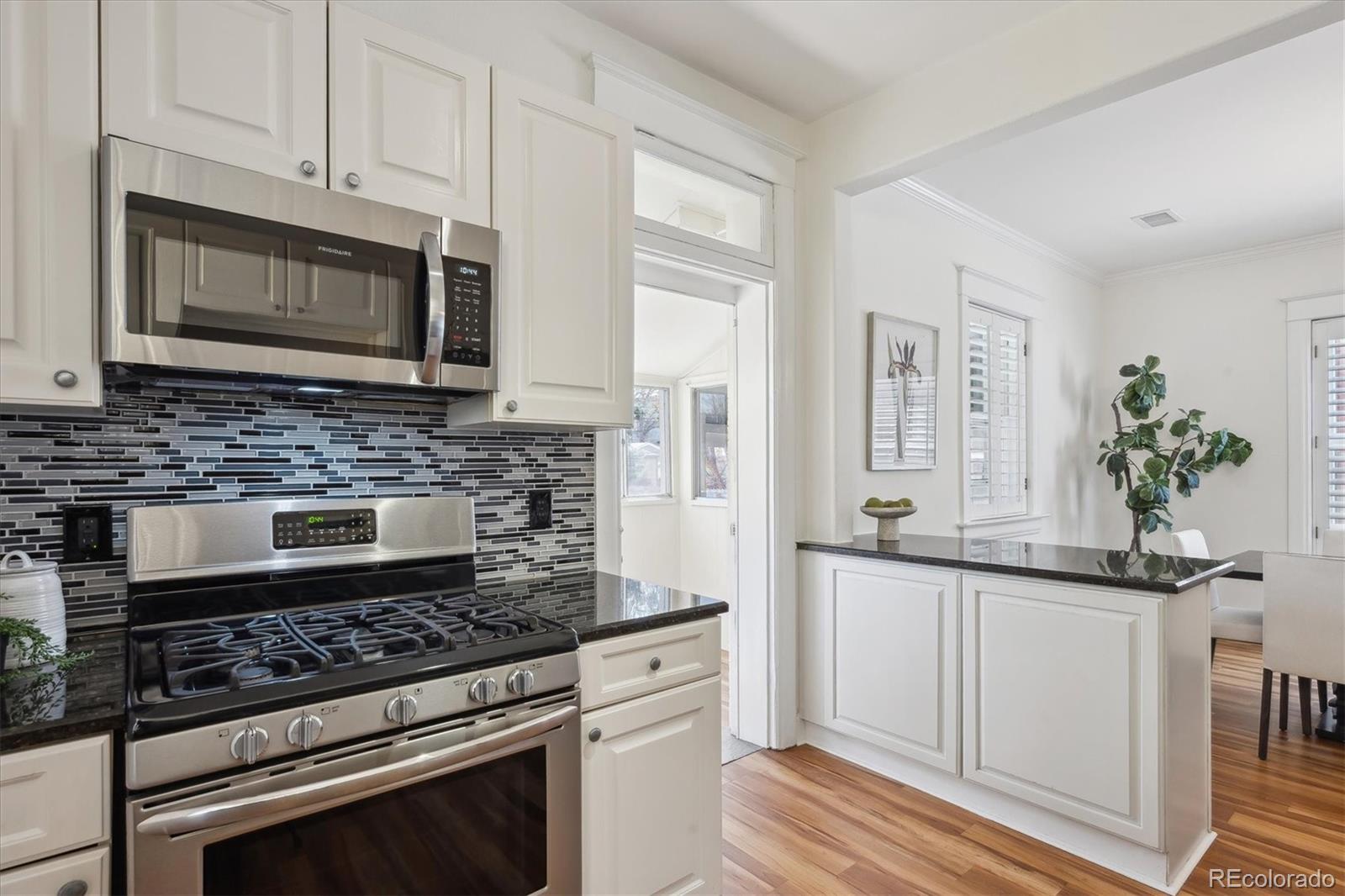 MLS Image #20 for 424 s pennsylvania street,denver, Colorado