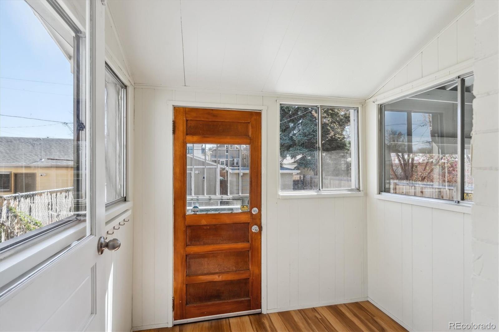 MLS Image #23 for 424 s pennsylvania street,denver, Colorado