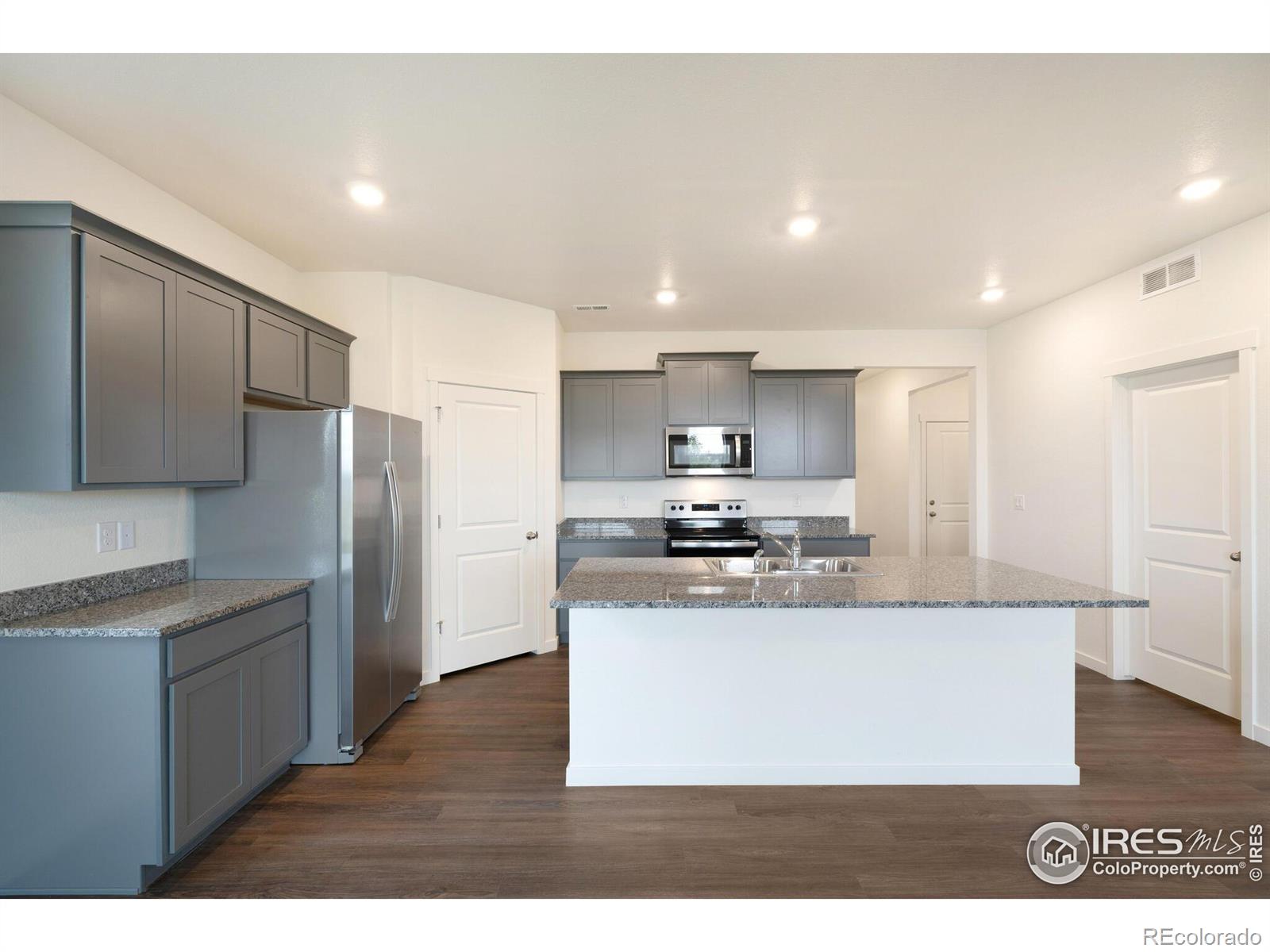 MLS Image #12 for 4769  lynxes way,johnstown, Colorado