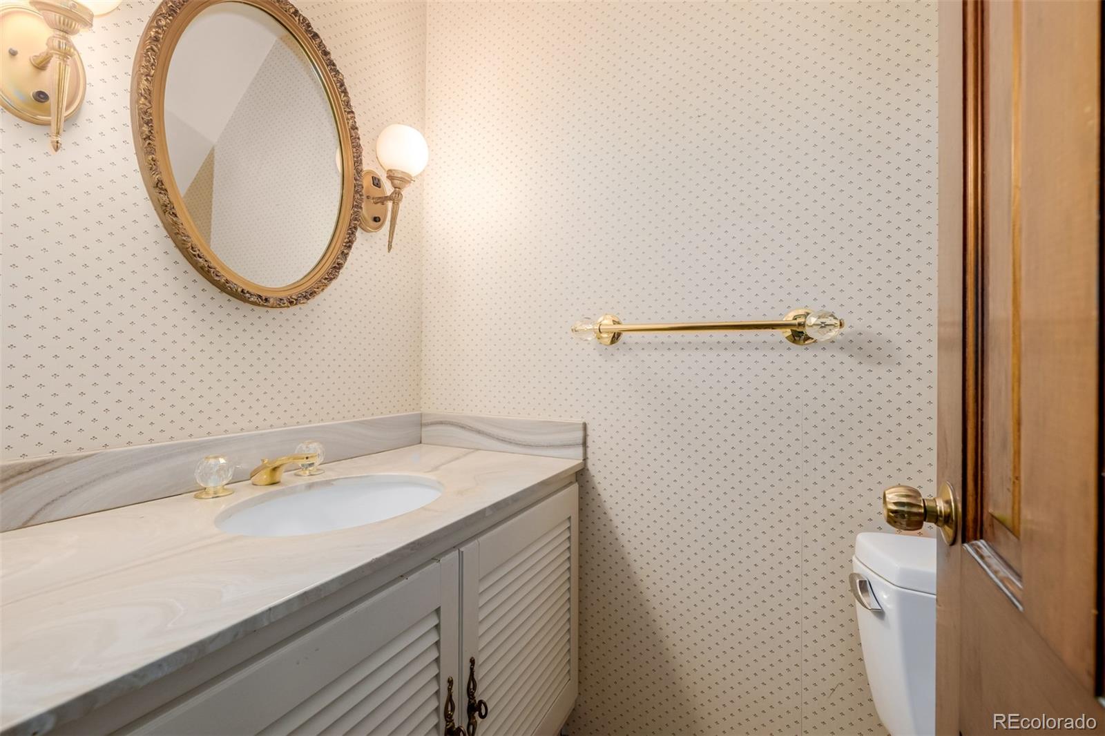 MLS Image #10 for 5883 s kearney street,greenwood village, Colorado