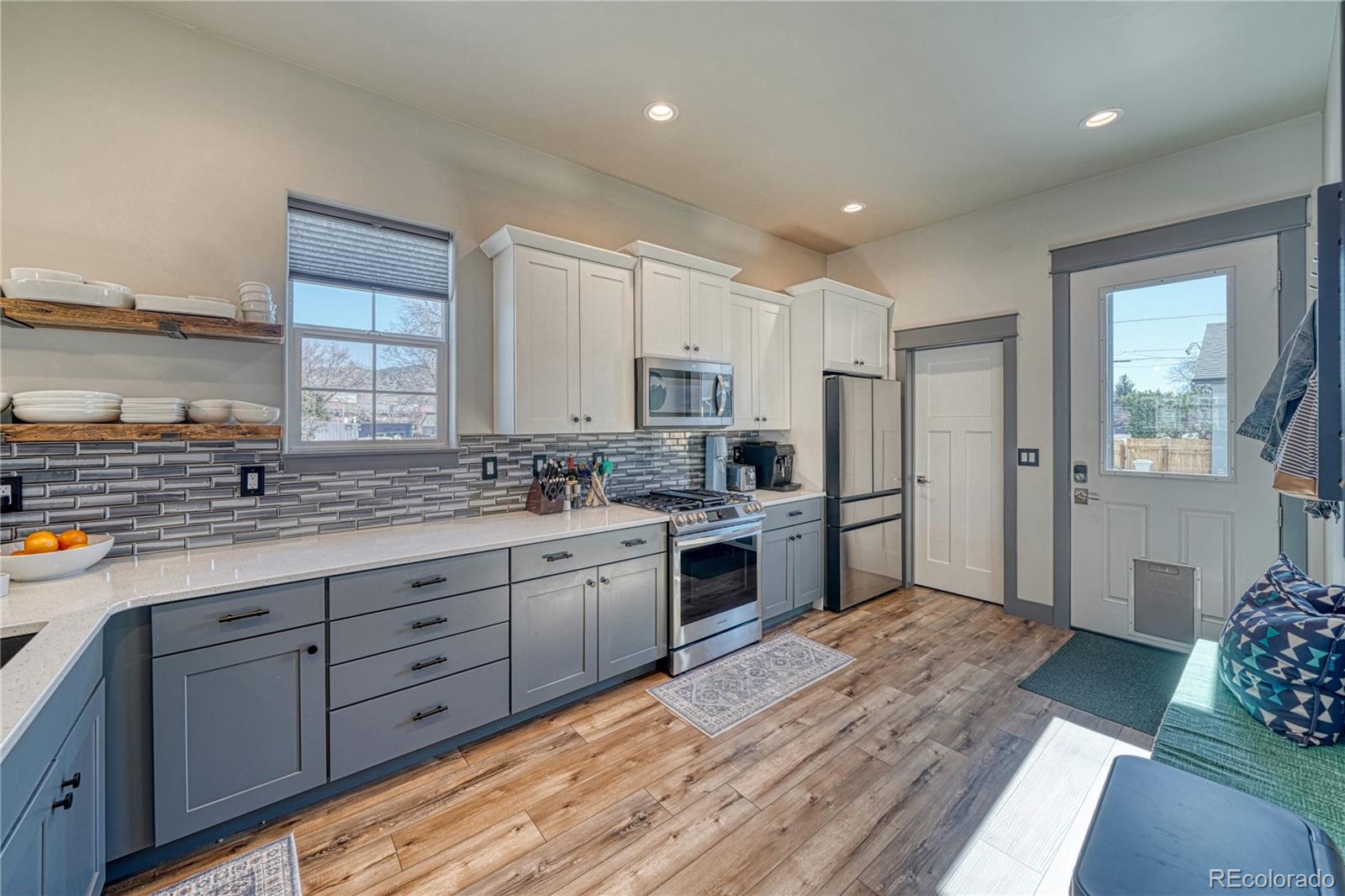 MLS Image #12 for 901  j street,salida, Colorado