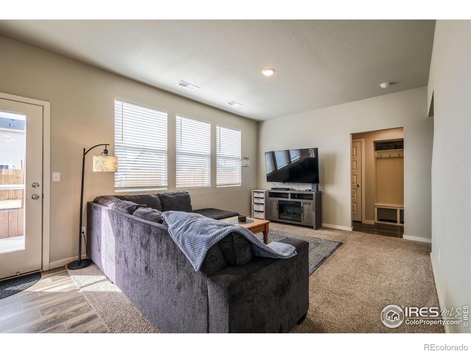 MLS Image #11 for 3211  kingfisher cove drive,evans, Colorado