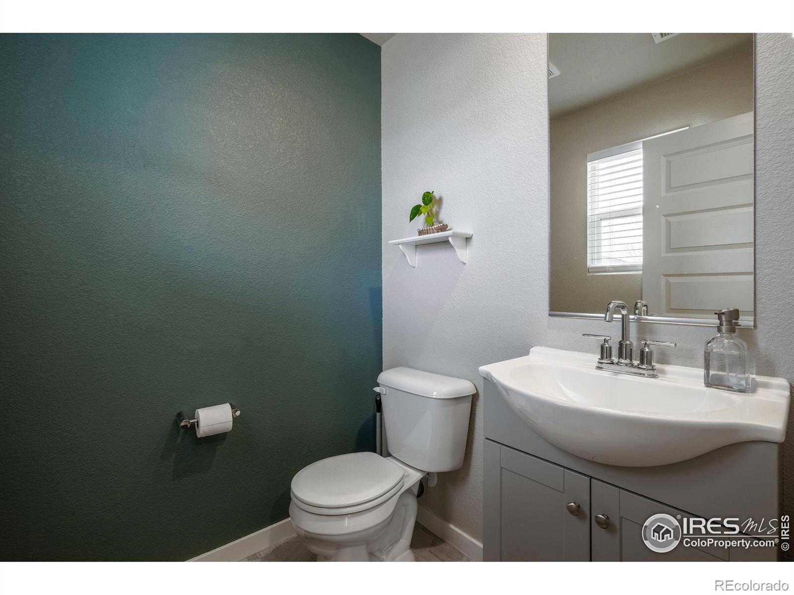 MLS Image #23 for 3211  kingfisher cove drive,evans, Colorado