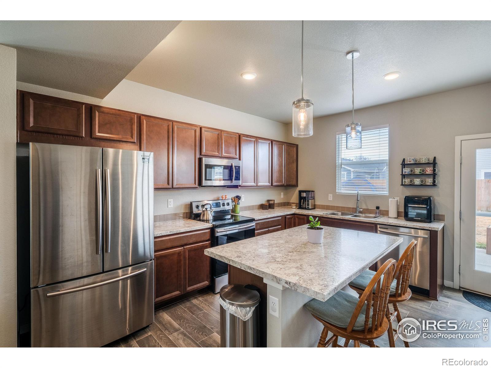 MLS Image #5 for 3211  kingfisher cove drive,evans, Colorado