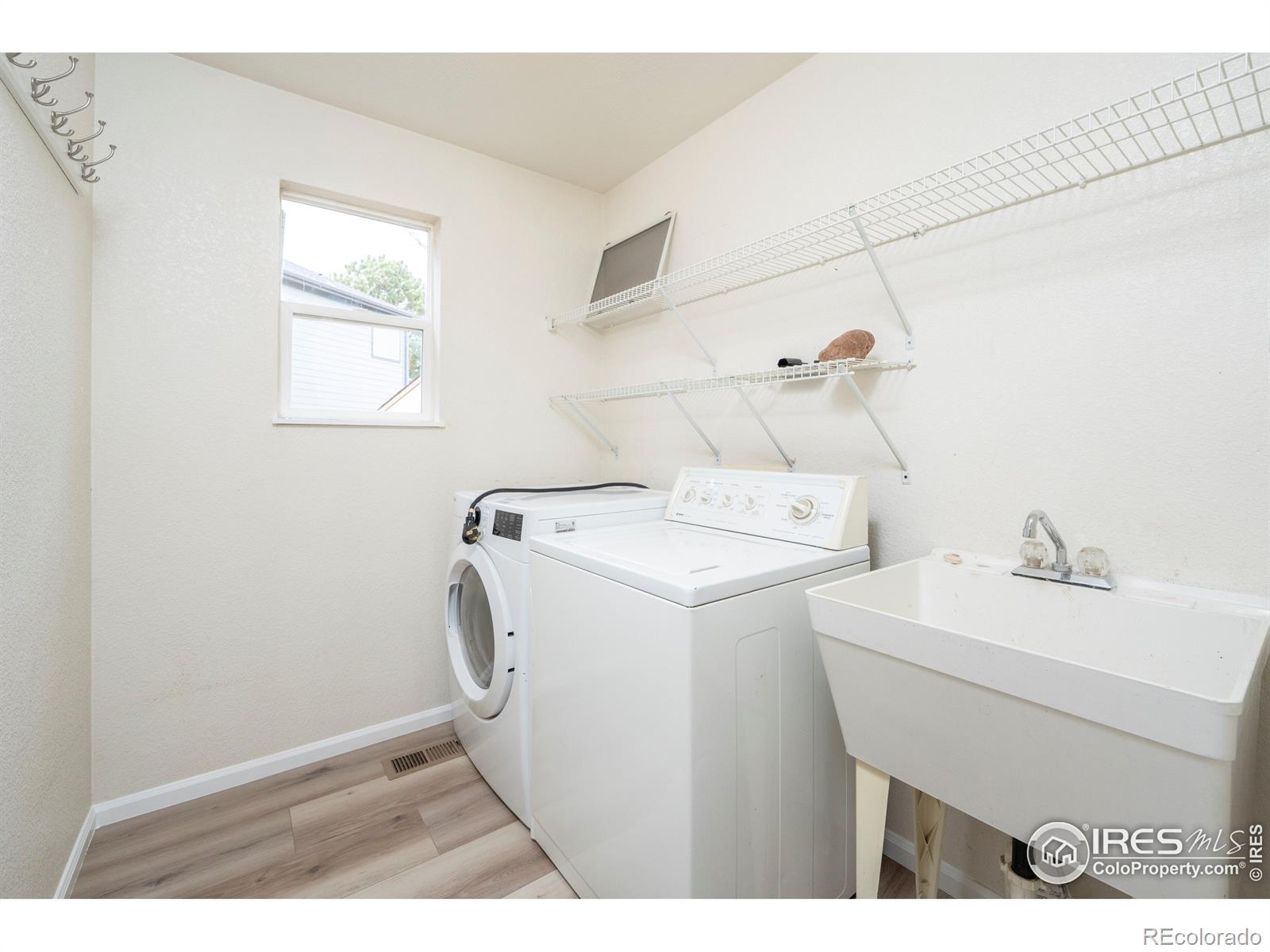 MLS Image #11 for 13238  ivy court,thornton, Colorado