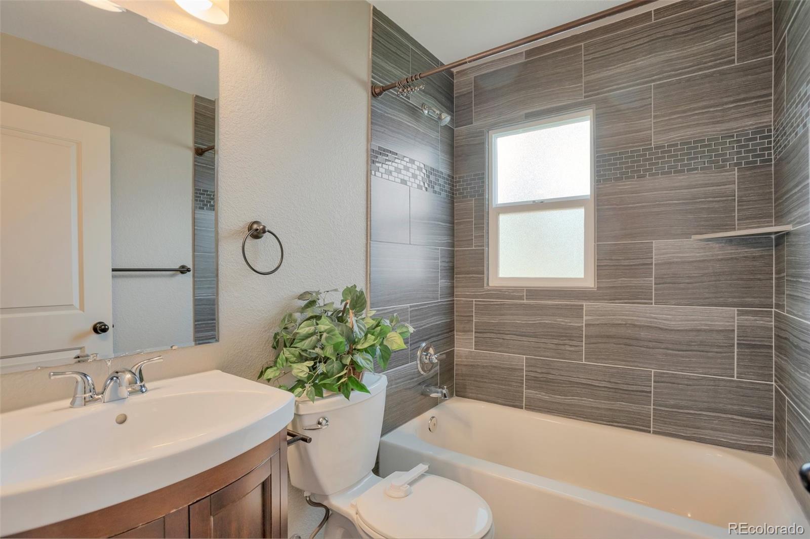 MLS Image #21 for 6528 s louthan street,littleton, Colorado