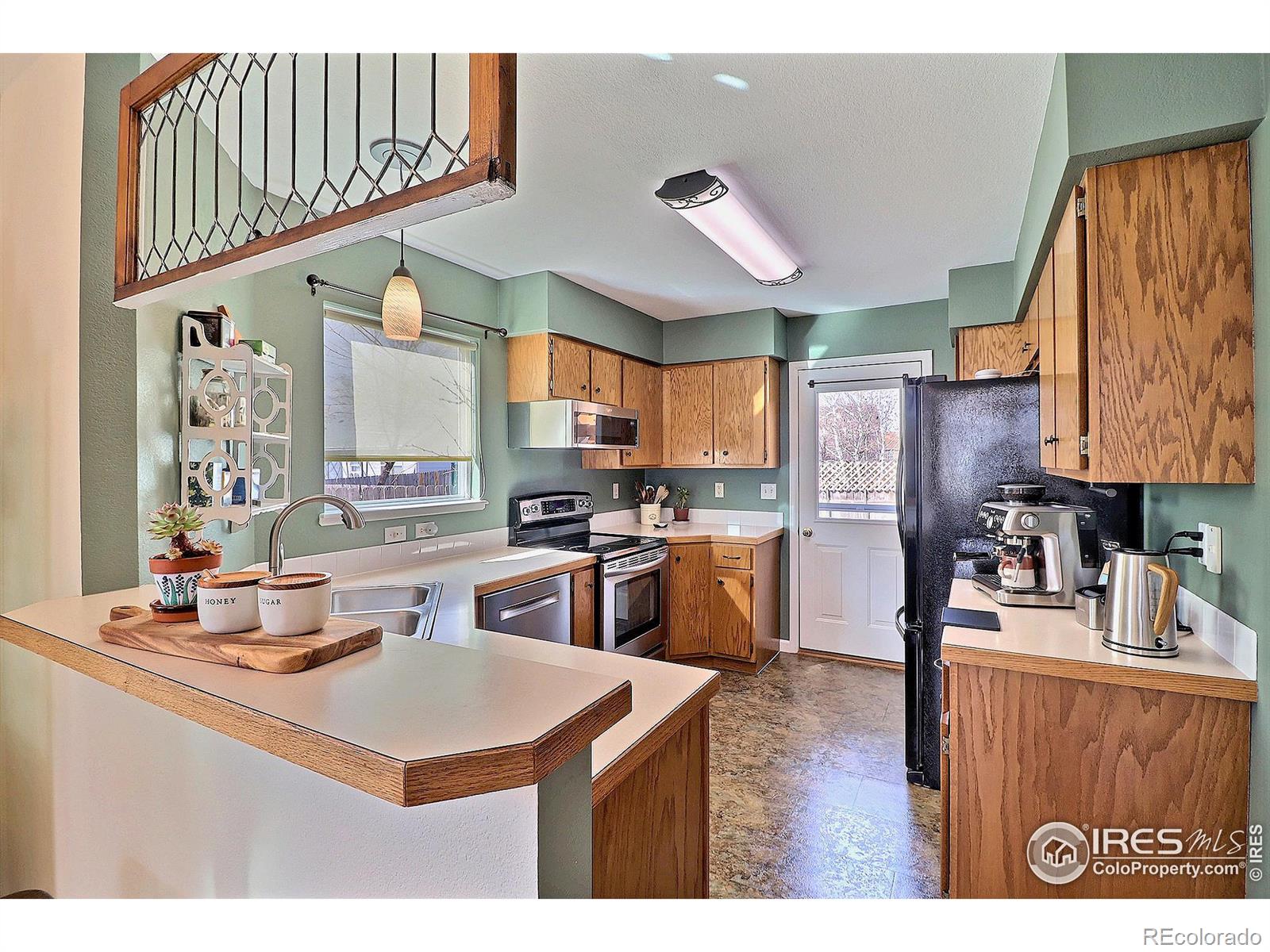 MLS Image #10 for 3221  birney court,evans, Colorado
